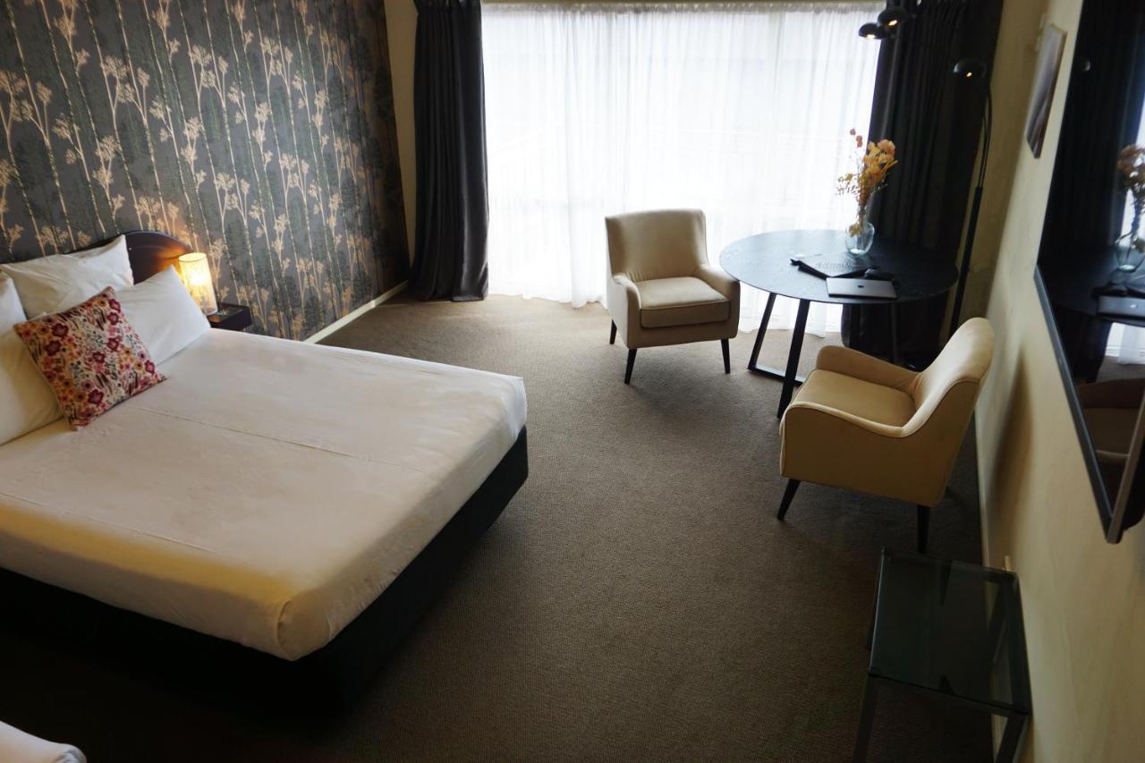 B-Ks Premier Motel Palmerston North Exteriör bild