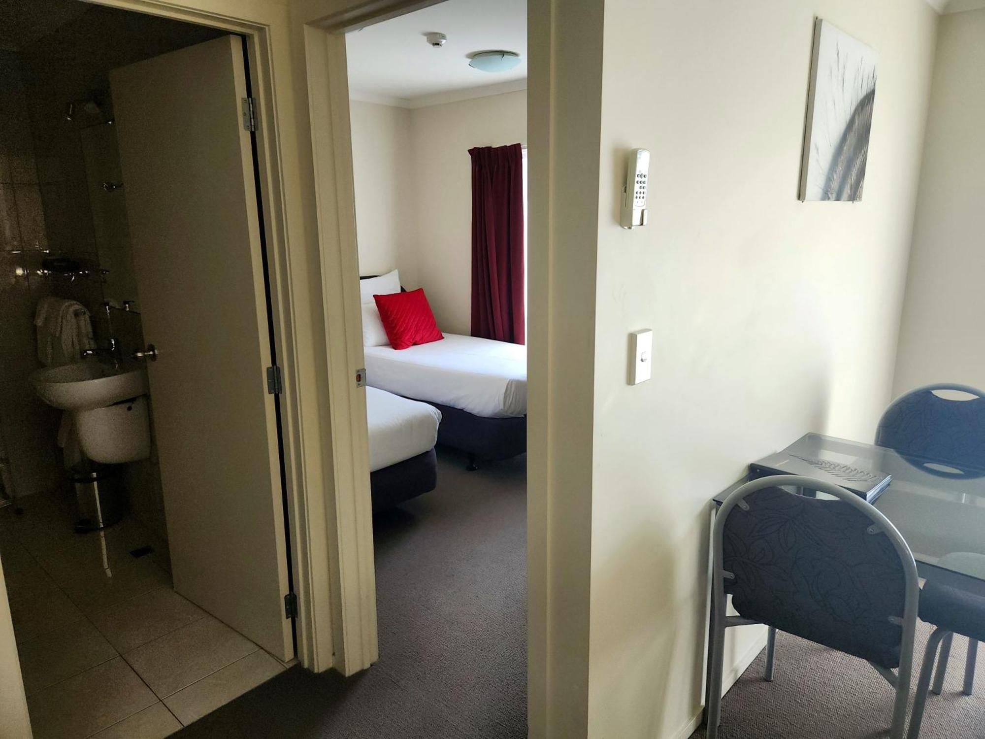 B-Ks Premier Motel Palmerston North Exteriör bild