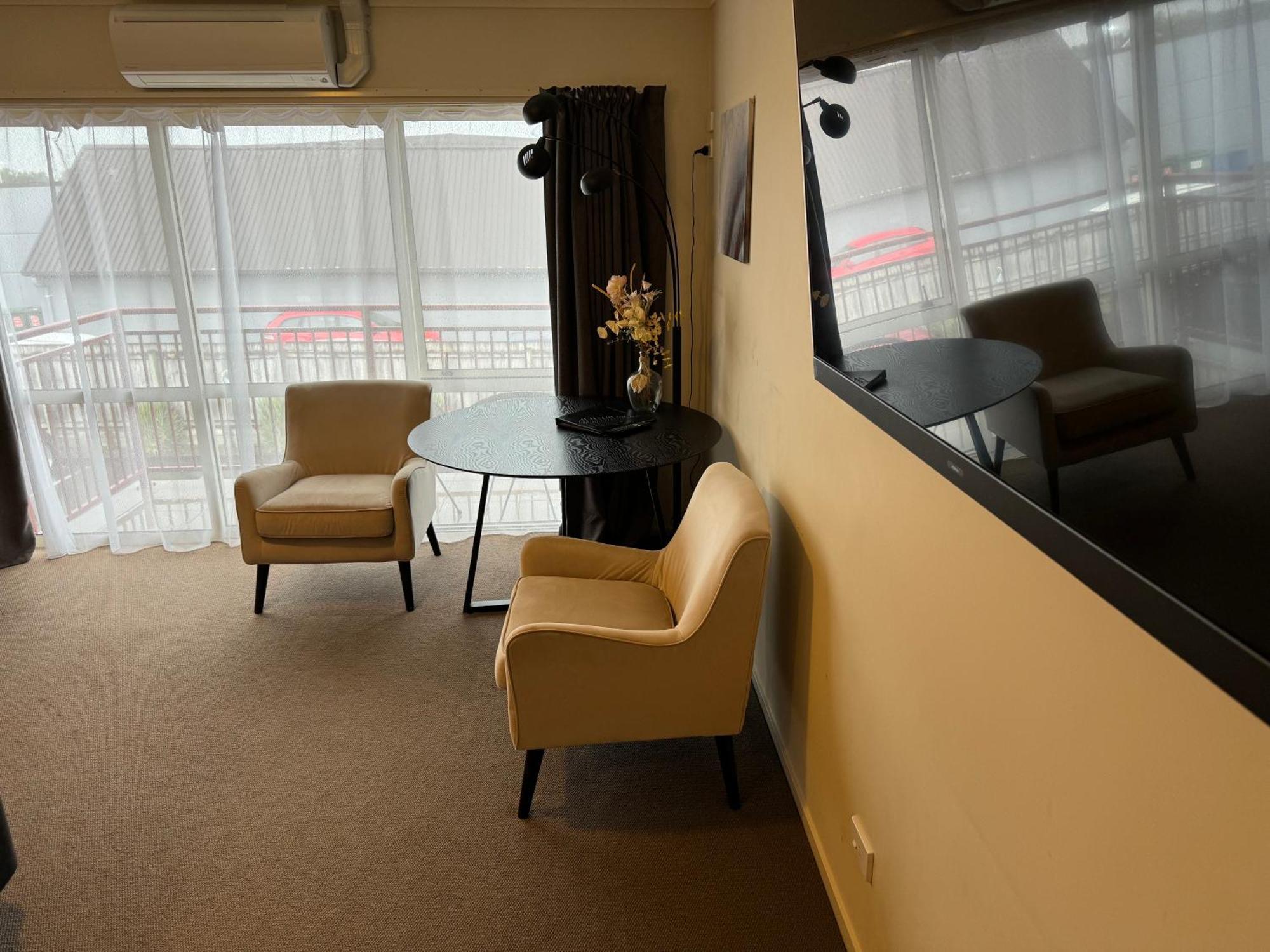 B-Ks Premier Motel Palmerston North Exteriör bild