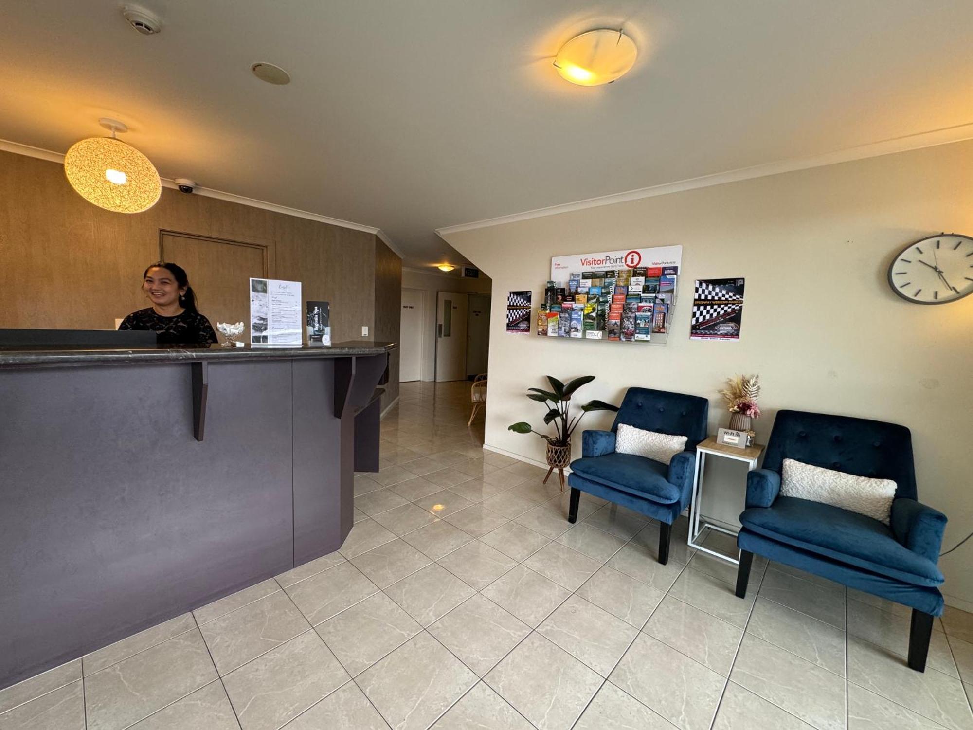 B-Ks Premier Motel Palmerston North Exteriör bild